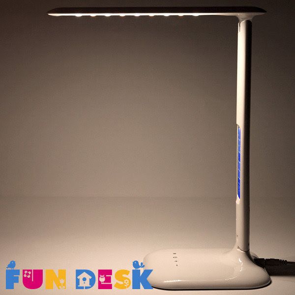 Светодиодная настольная лампа FunDesk LC1